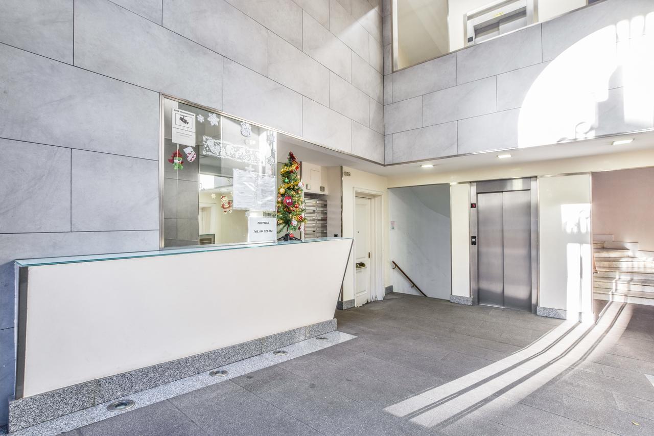 Apartamento Smart Plaza de las Cortes Madrid Exterior foto