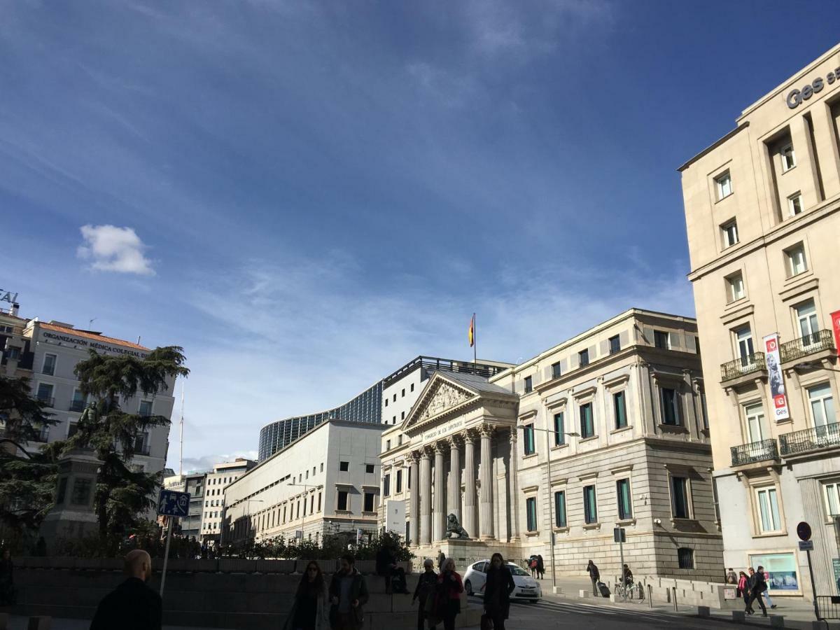 Apartamento Smart Plaza de las Cortes Madrid Exterior foto